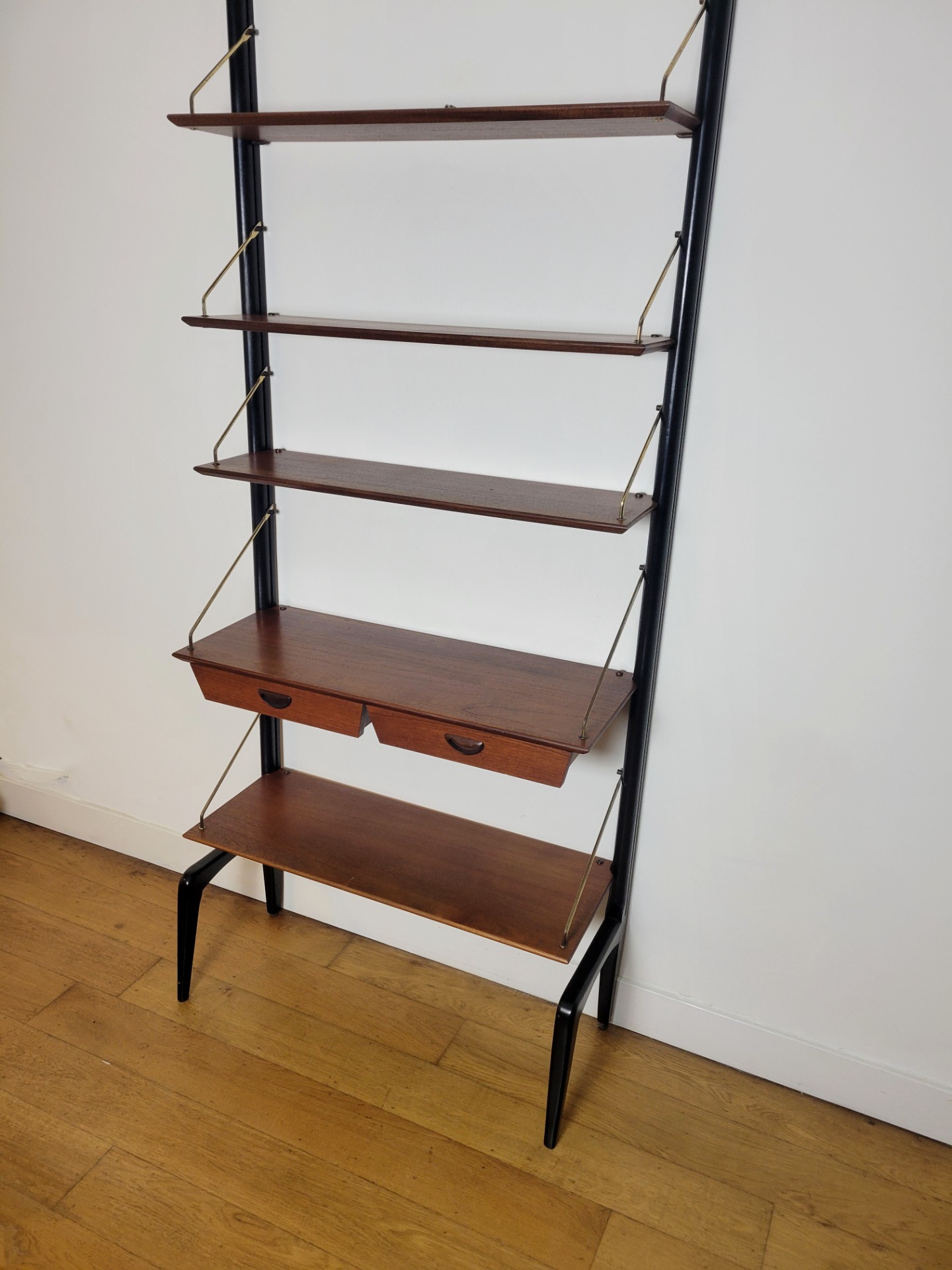 Midcentury Dutch design wall unit by Louis van Teefffelen for Webe